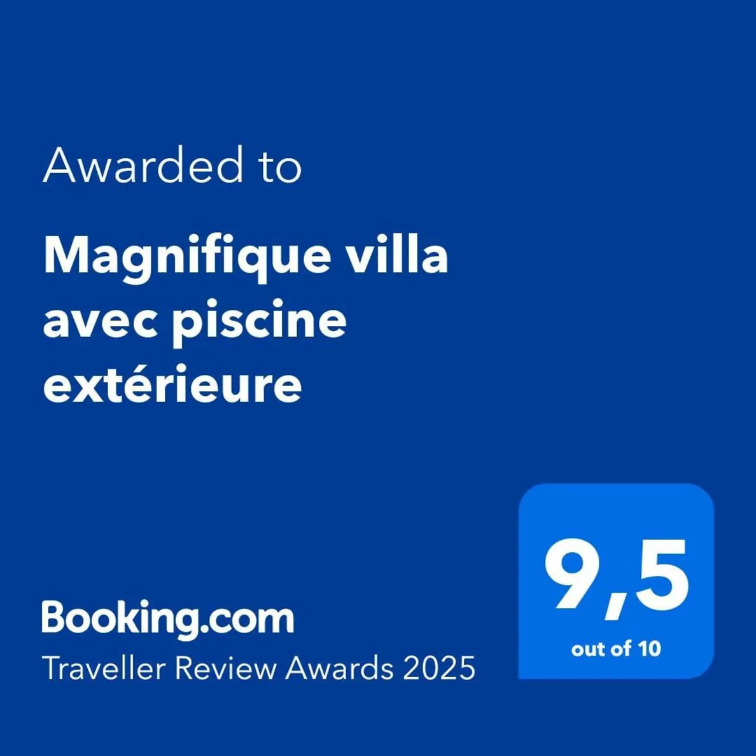 Magnifique villa avec piscine extérieure Alleins